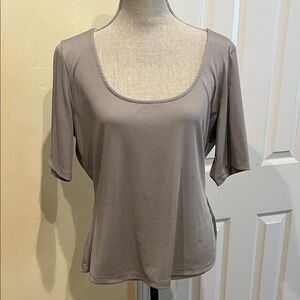 H&M Women's Gray Scoop Neck Top